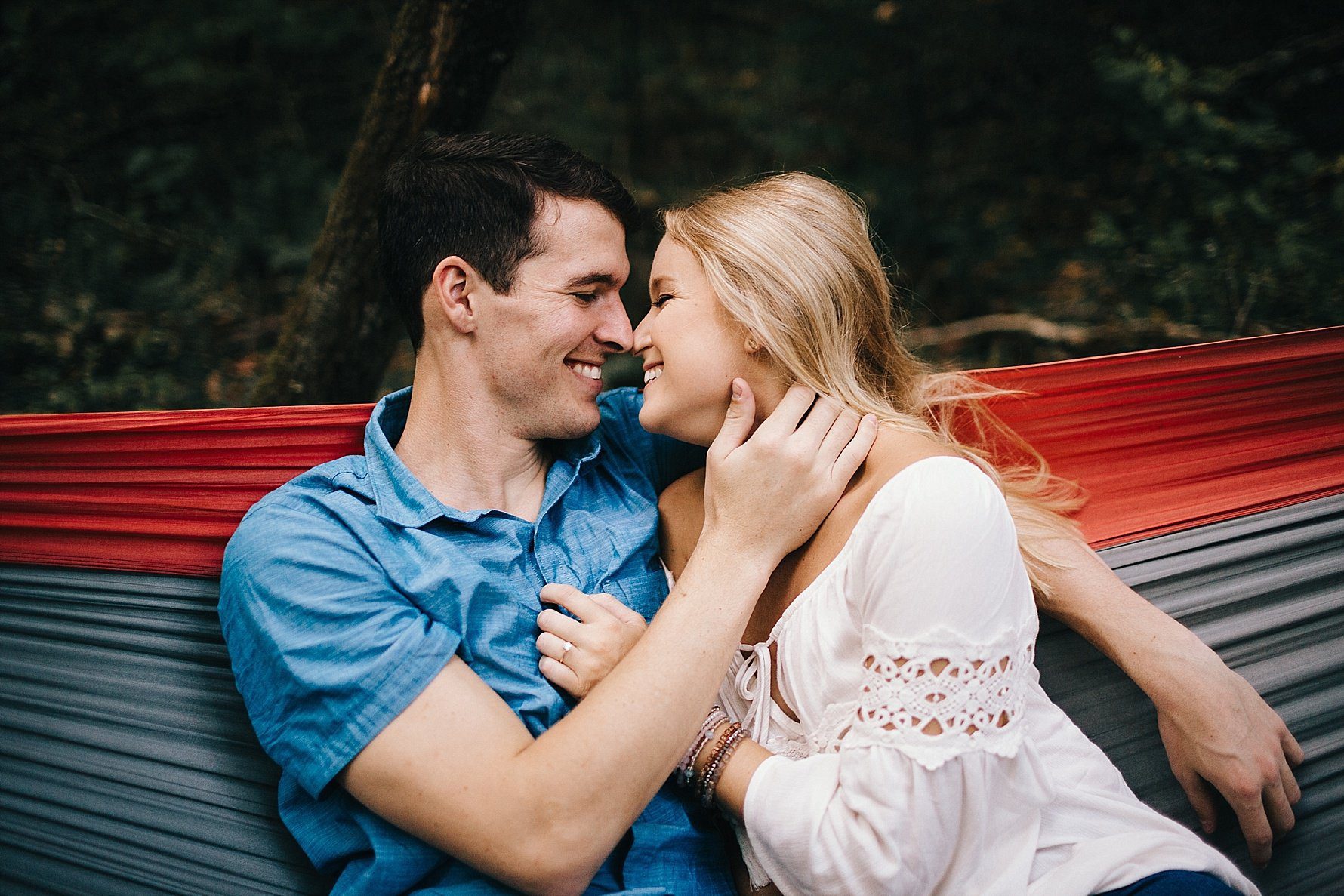Engagement Photos in the Smoky Mountains | Erin Morrison Photography www.erinmorrisonphotography.com