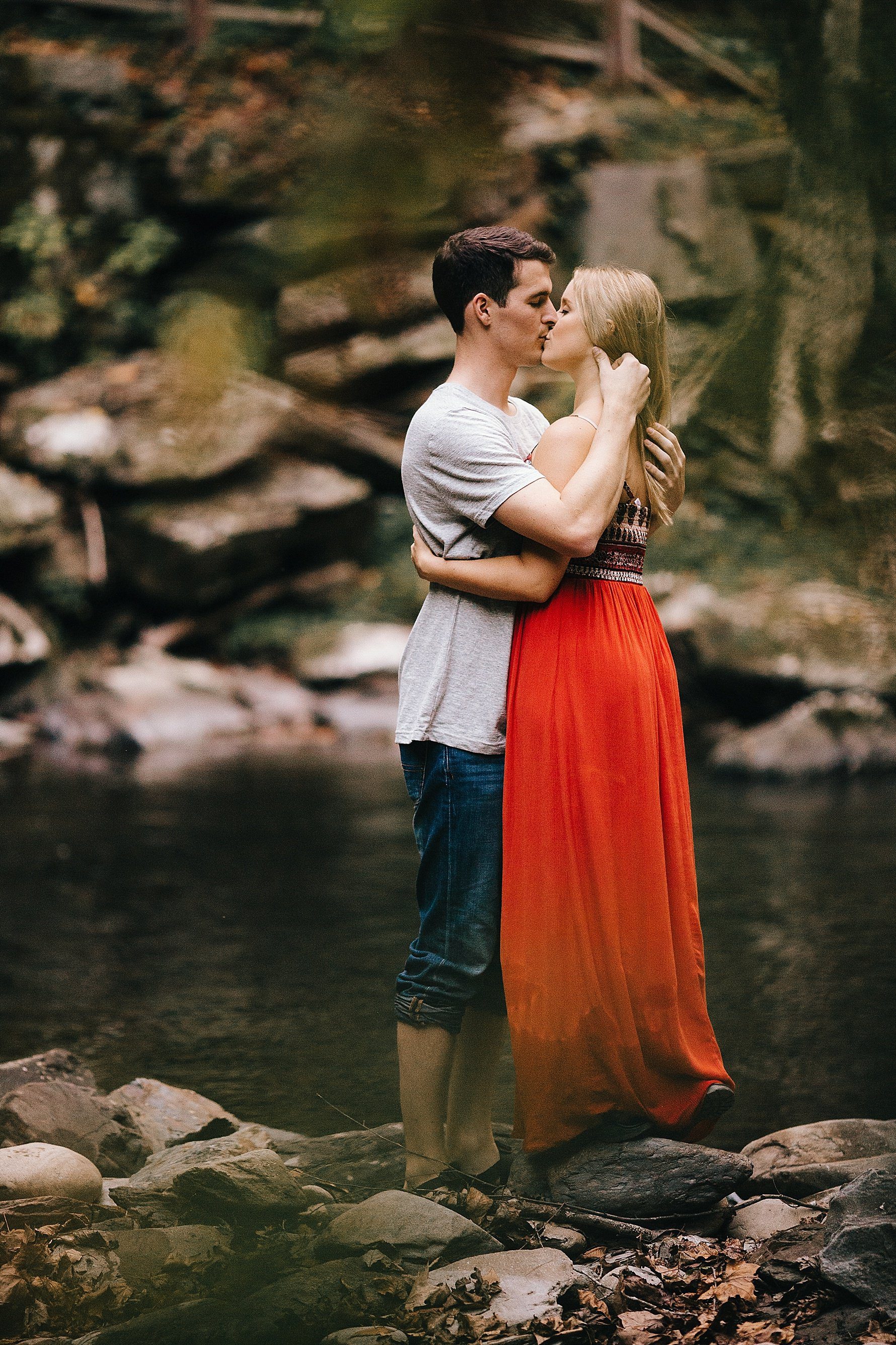 Knoxville Engagement Photographers | Erin Morrison Photography www.erinmorrisonphotography.com