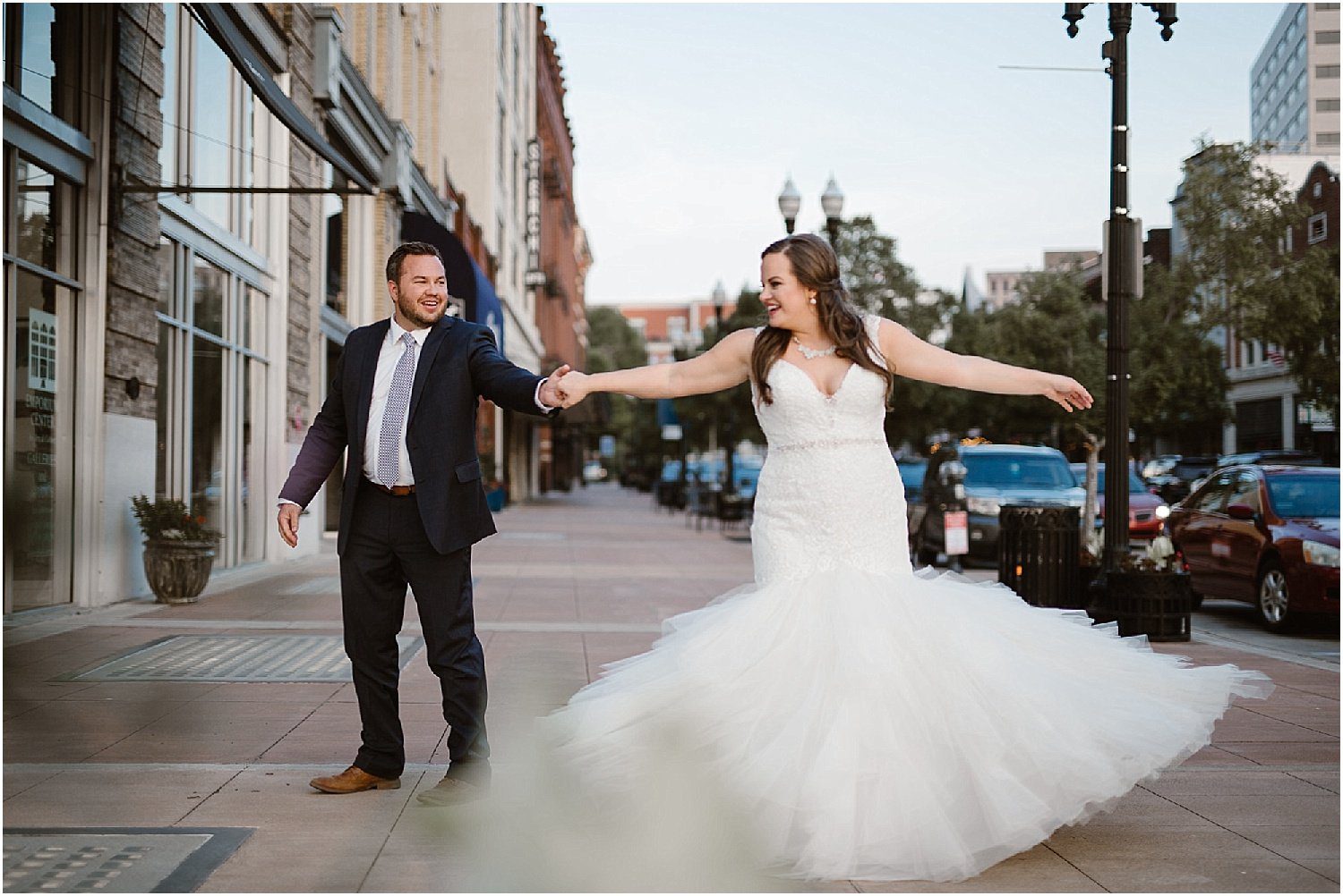 Wedding Day Couple Photos in Downtown Knoxville