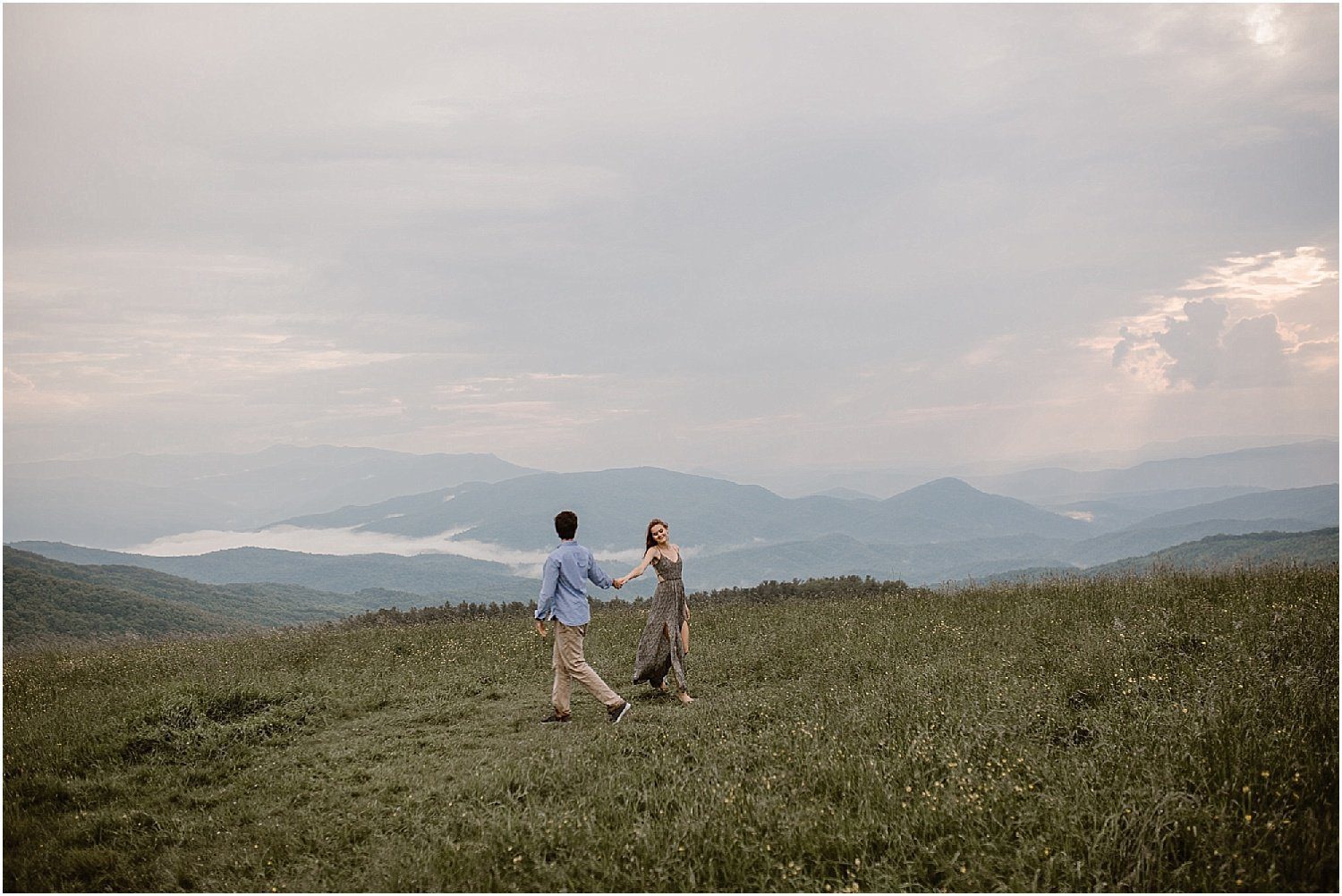 Max Patch Mountain Engagement Photos by Erin Morrison Photography