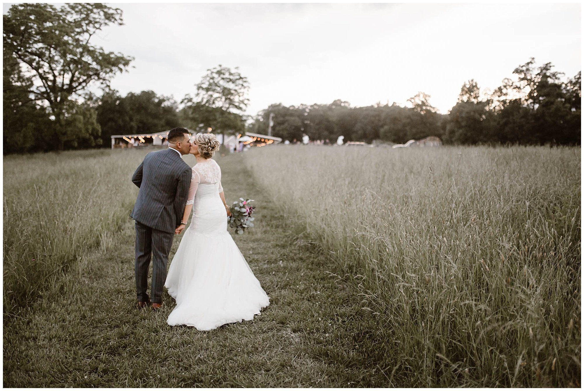 Bride and Groom photos at Heartland Meadows