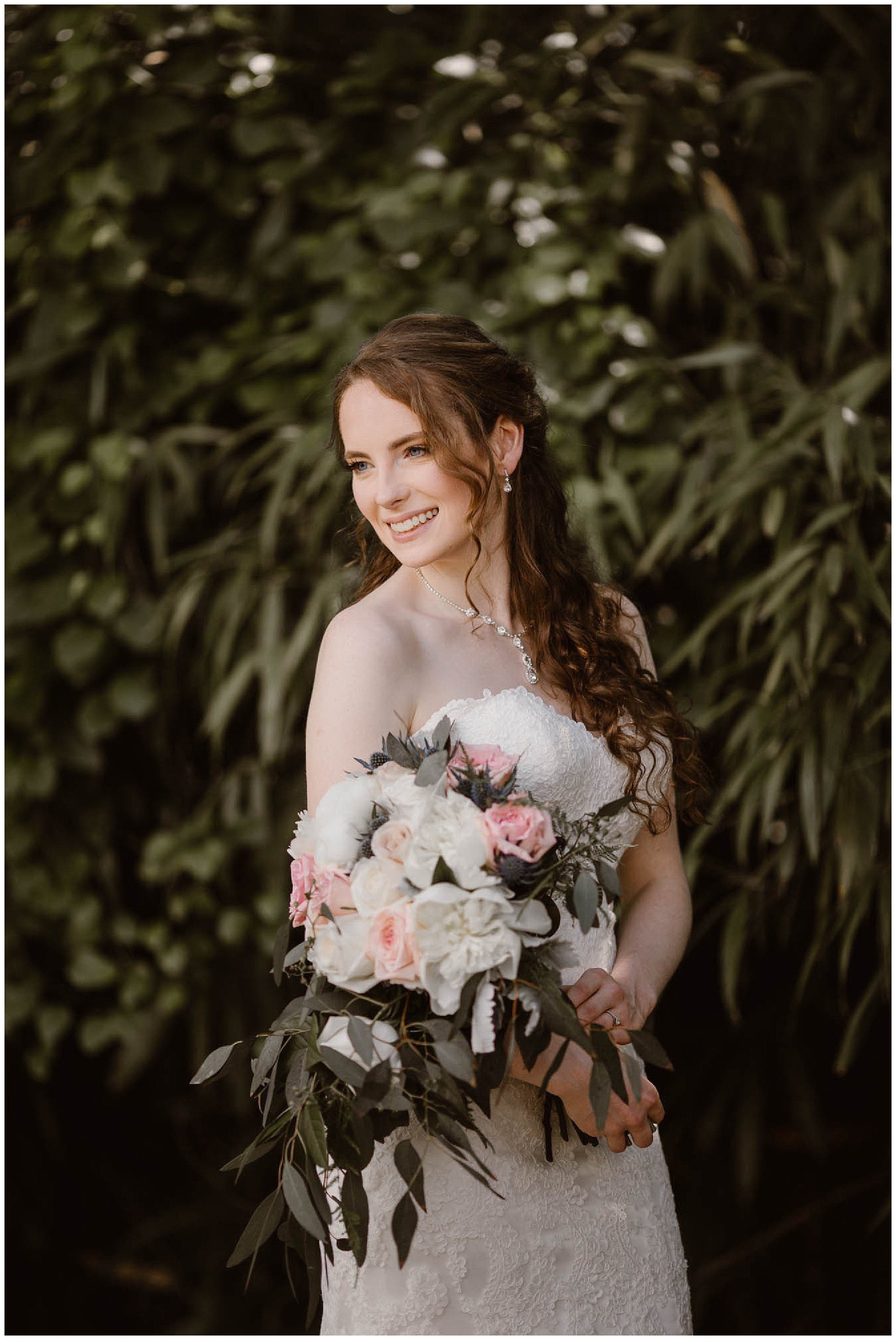 Bride at Crescent Bend House Wedding Knoxville