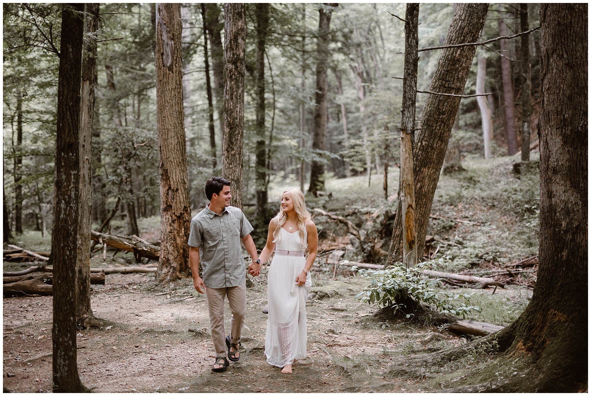 Engagement photos in Cades Cove Smokies