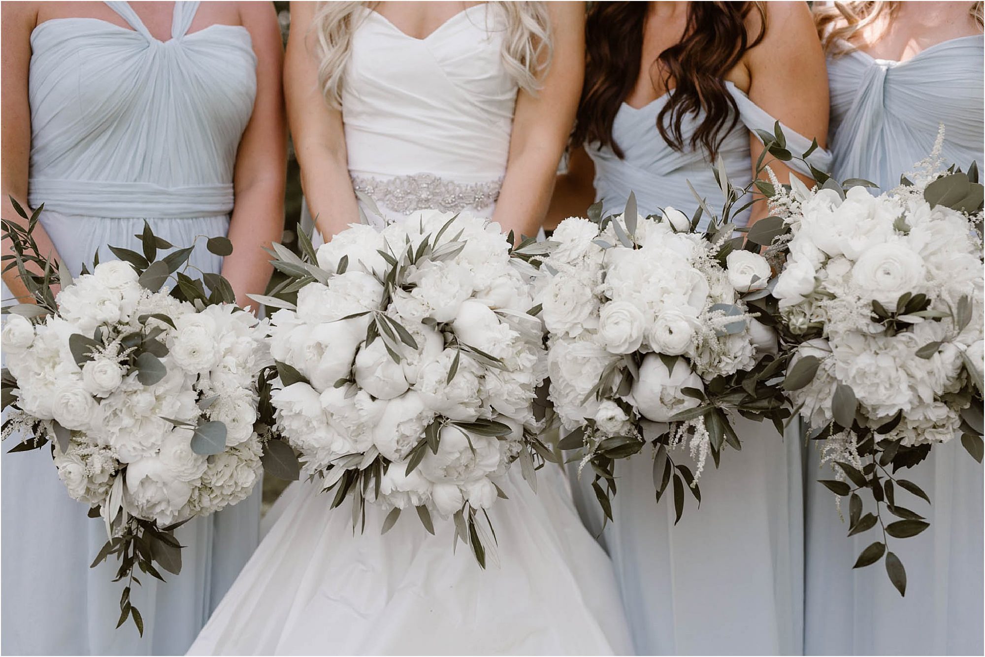 white organic bridal bouquets