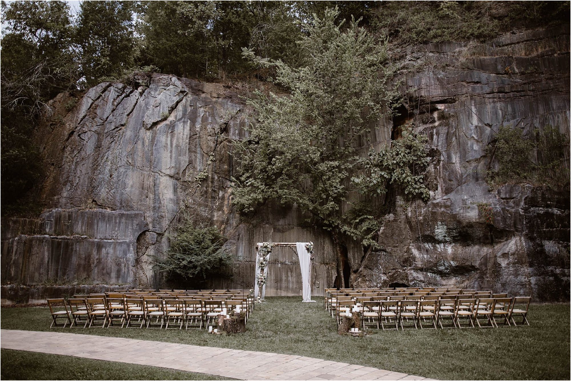 wedding ceremony decor at Th Quarry Venue 