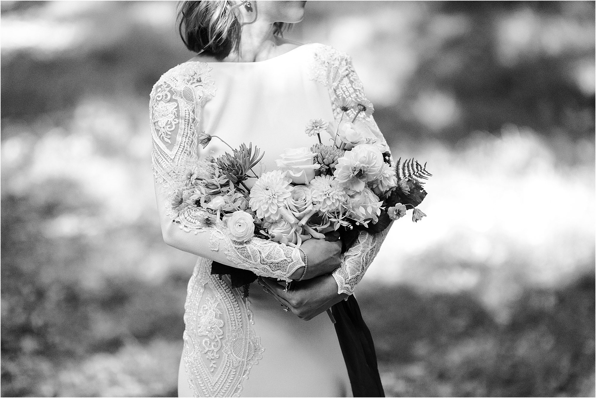 black and white bouquet photo with lush flowers