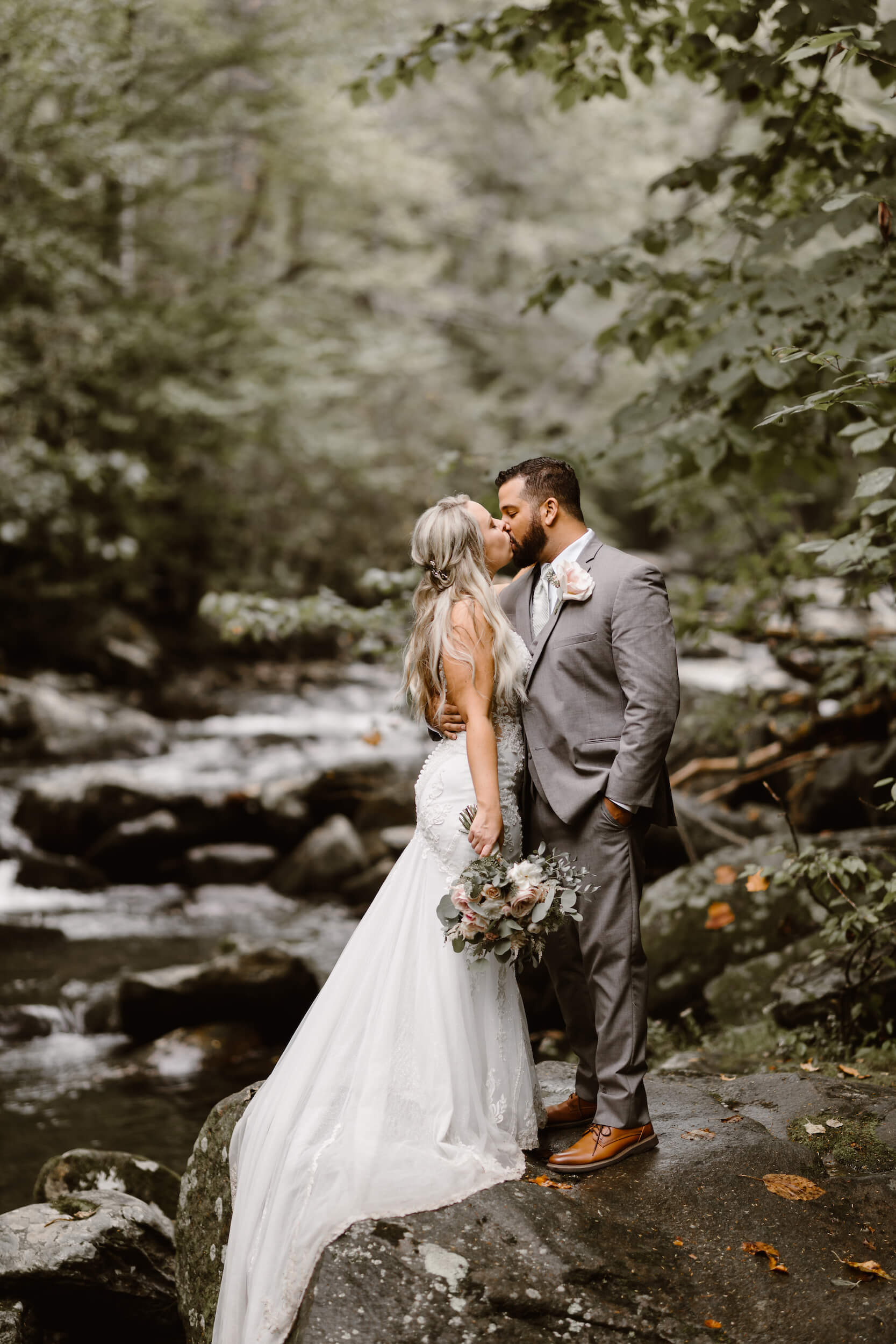 Wedding Photographer in Knoxville Erin Morrison Photography